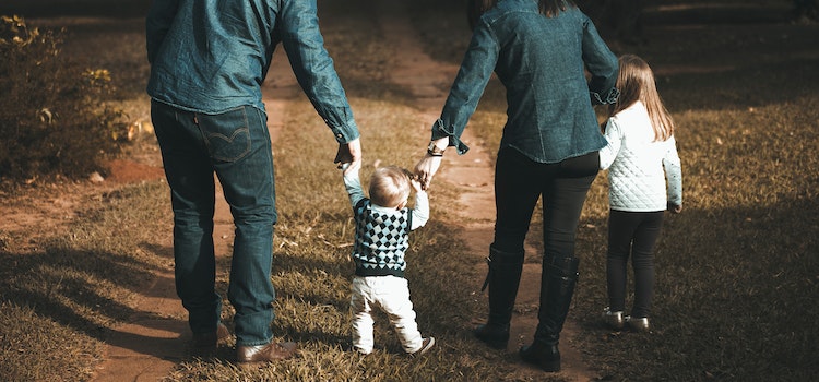 Understanding Siblings’ Rights After the Death of Parents