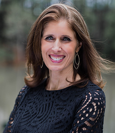 Maggie Wells